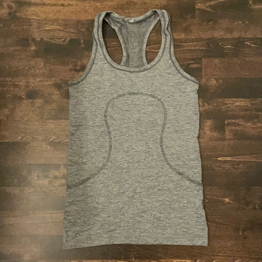 Lululemon Tank Size 6